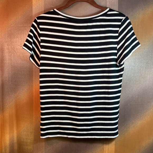 Cabi small black and white stripe t-shirt. 34” chest. B3 - Picture 3 of 3